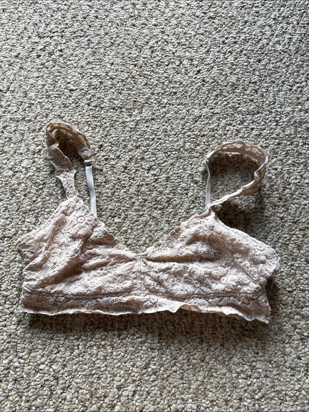 🔹New Listing🔹 Cream aerie Lace Bralette